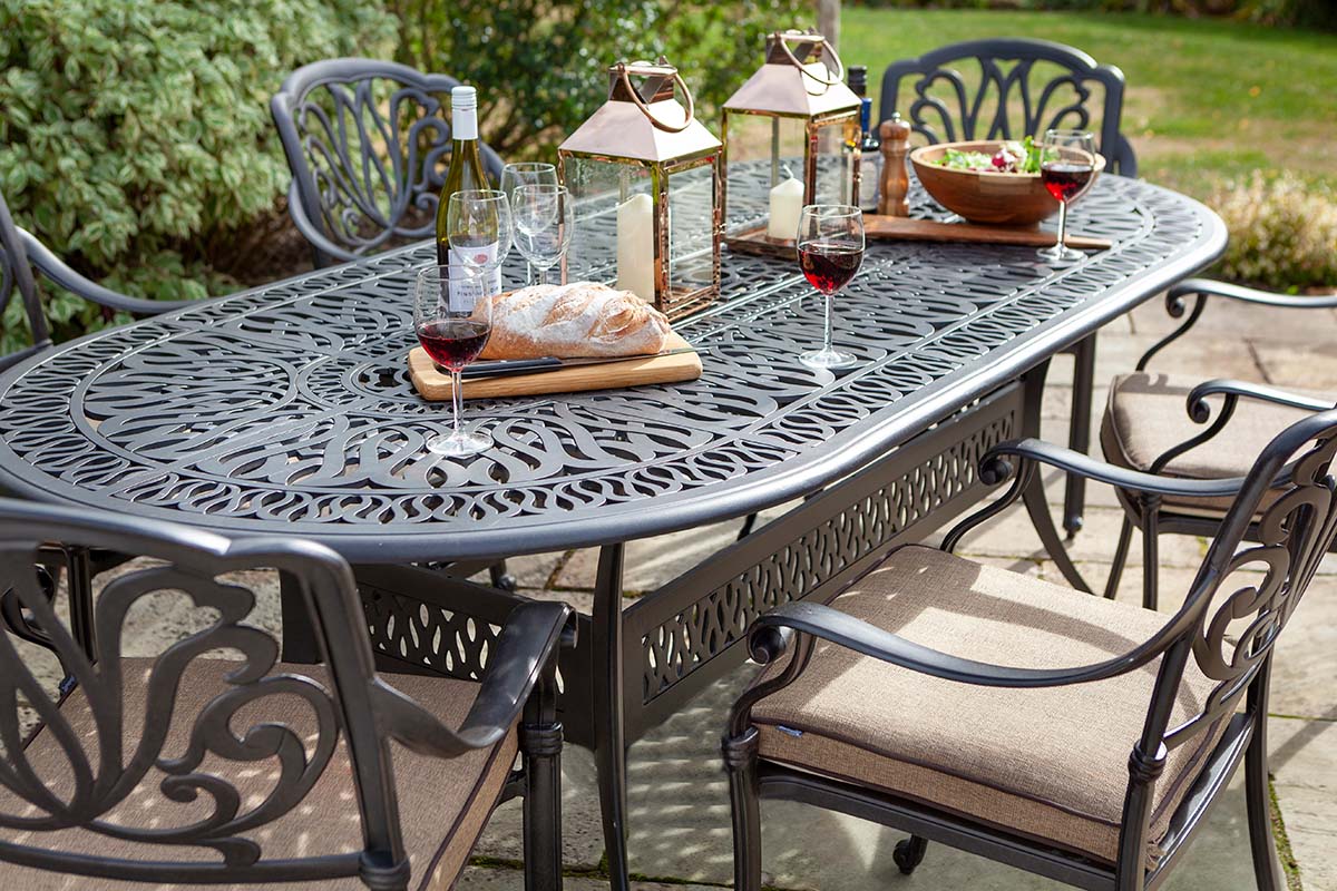 Hartman Amalfi 6 Seat Oval Dining Set with Parasol & Base in Bronze