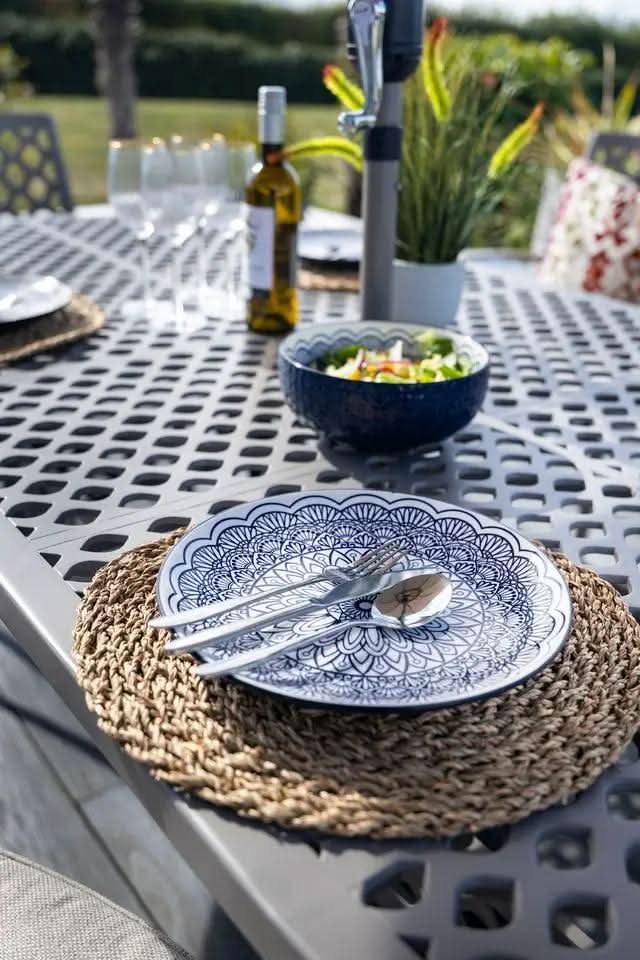 Hartman Avebury 6 Seat Oval Set in Crimini