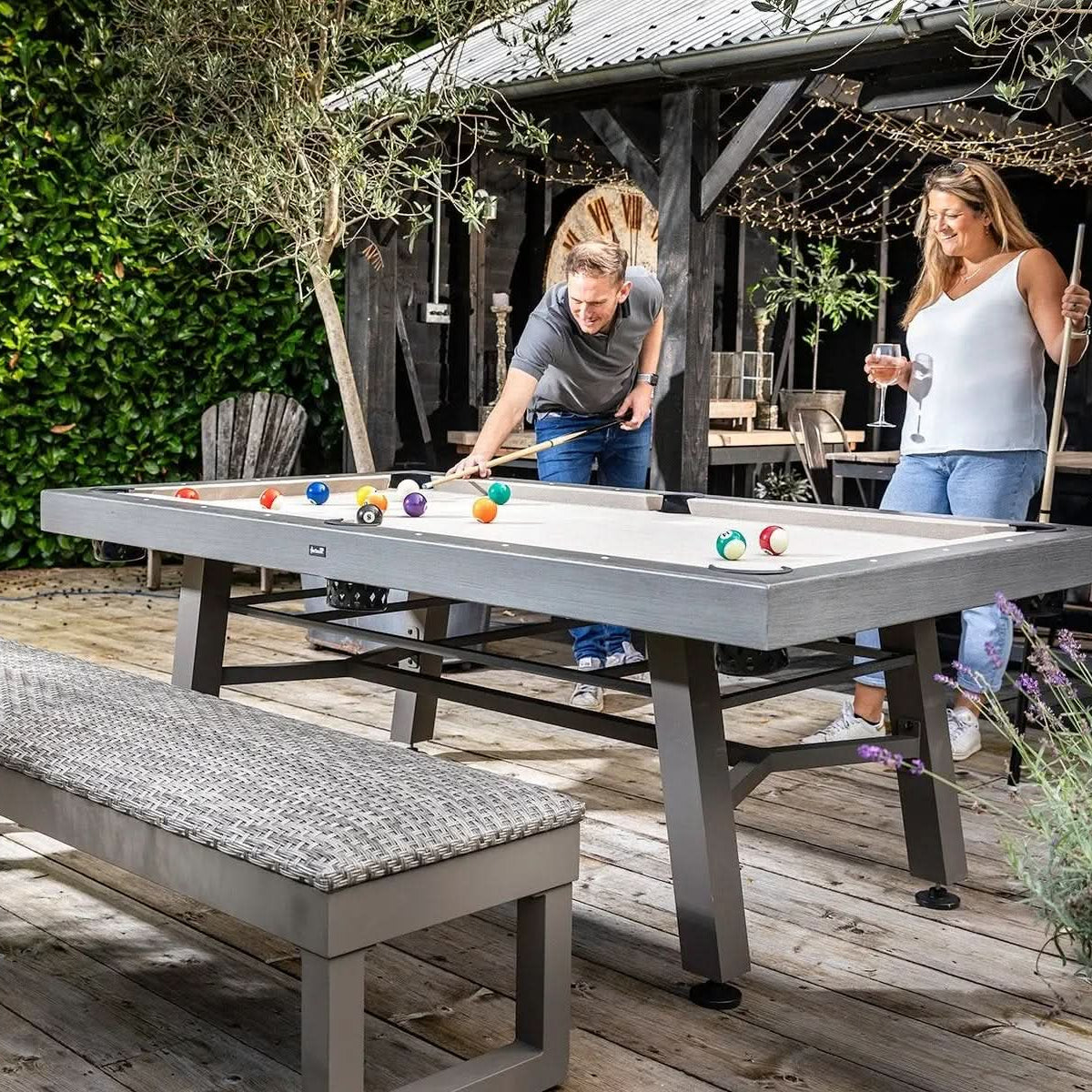Outdoor Dining Tables