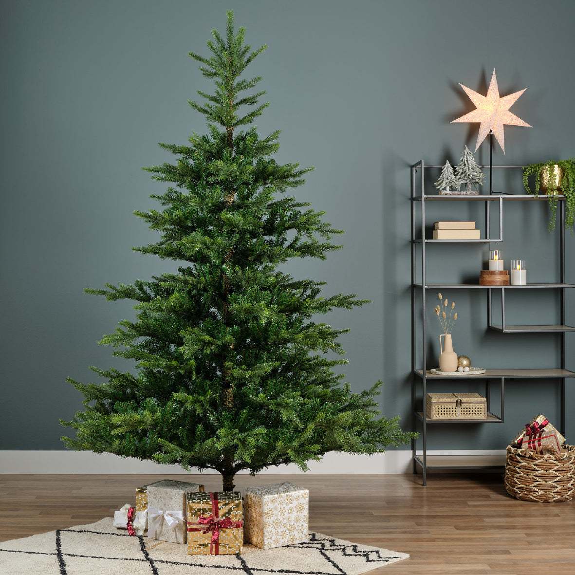 Everlands Grandis Fir Christmas Tree 180cm / 6ft