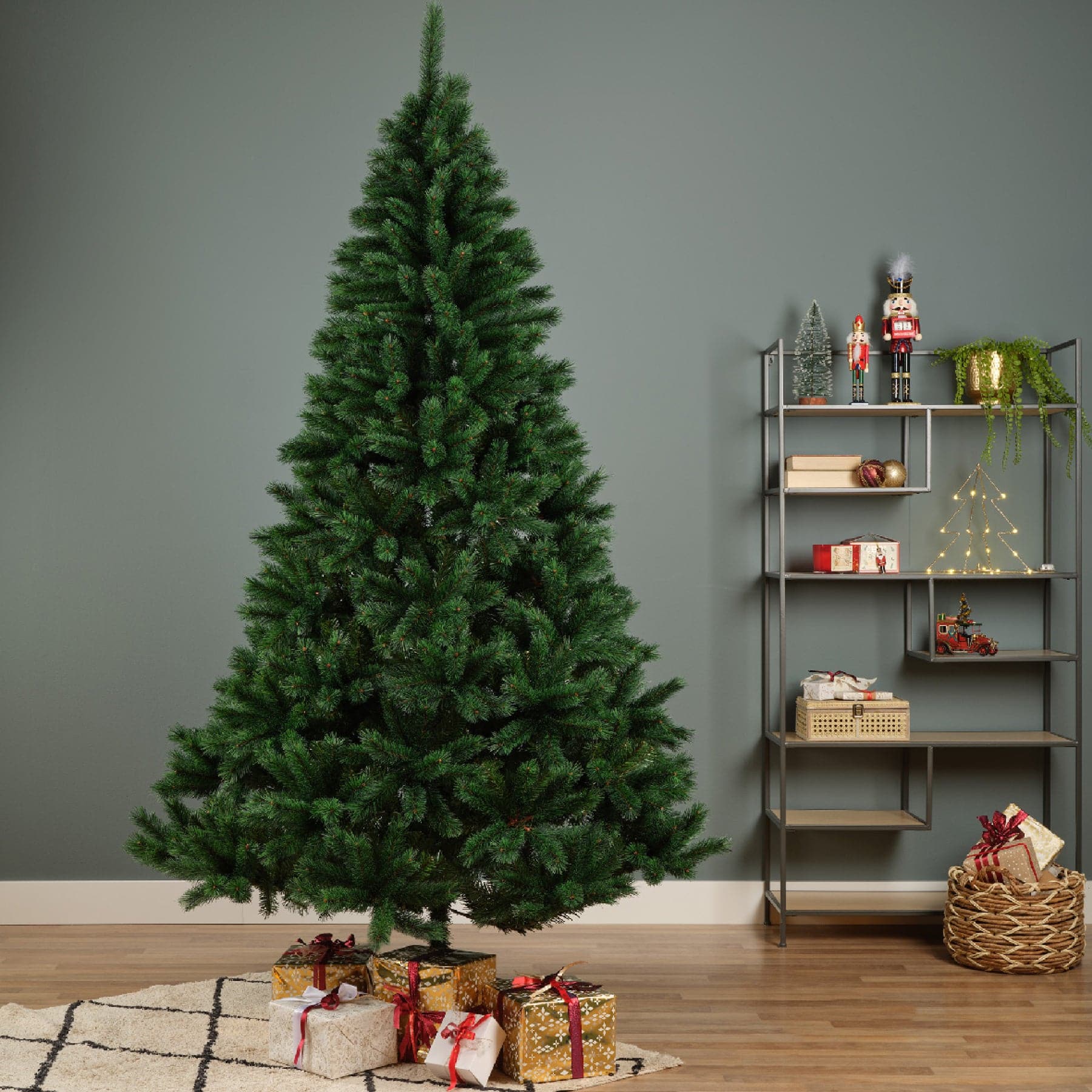  Original Christmas Tree Sサイズ Everlands Canada Spruce Christmas Tree 300cm / 10ft (ex-display)