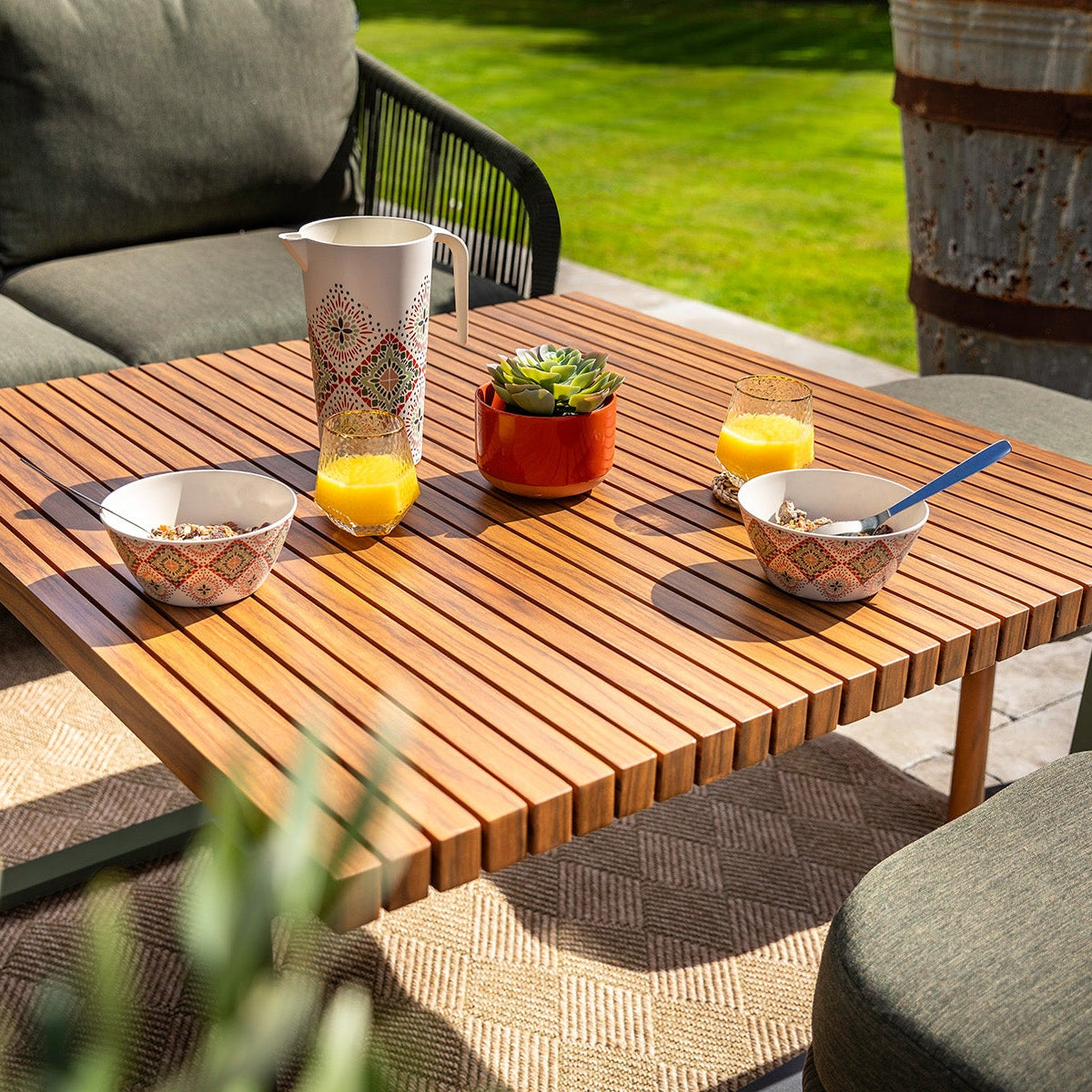 Hartman Eden Square Casual Dining Set in Juniper Green