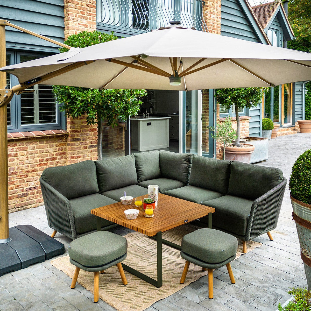 Hartman Eden Square Casual Dining Set in Juniper Green