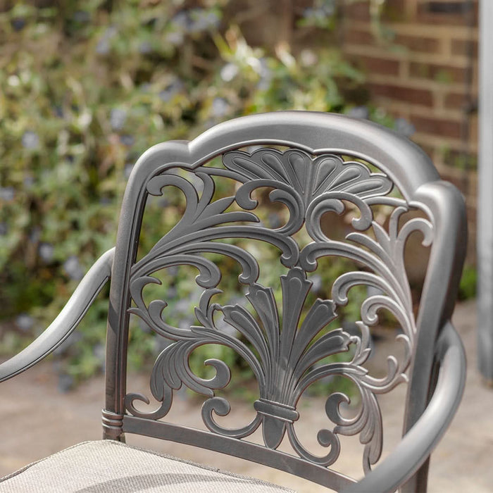Bramblecrest Venice 4 Seater Aluminium Garden Furniture Dining Set with 2.5m Parasol & Base