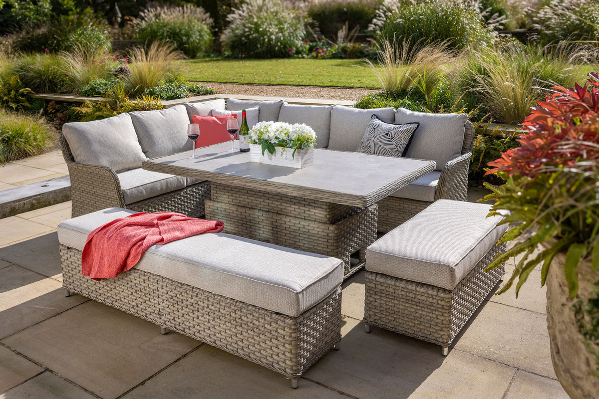 Hartman Eton Grand Rectangular Casual Dining Set