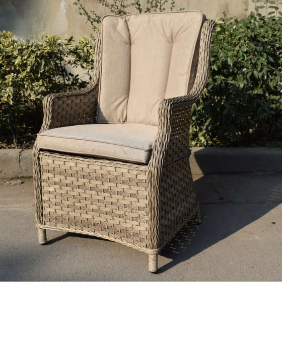 Hampton - 6 Seat Set with 135cm Round Table