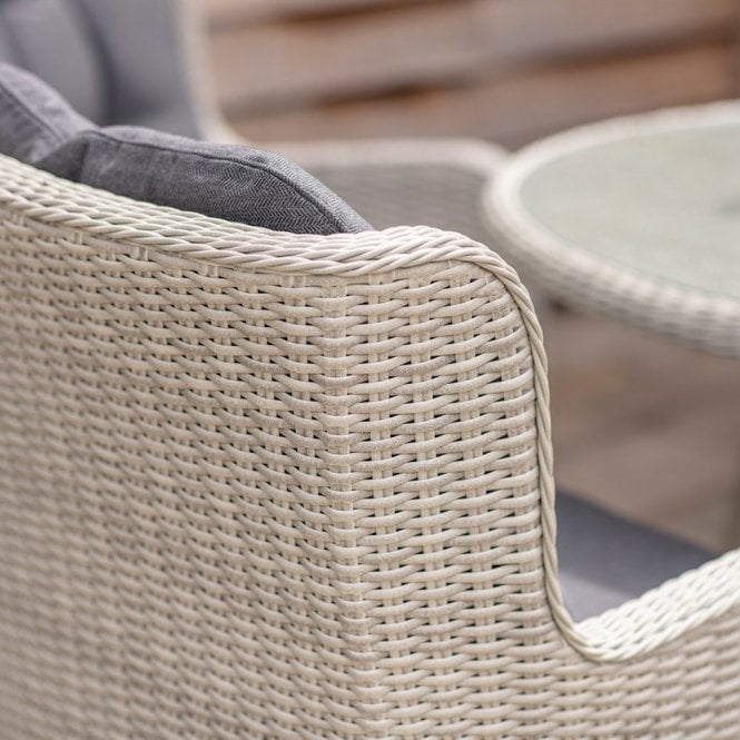 Bramblecrest - Chedworth Rattan 4 Seat Round Dining Set in Dove Grey with Parasol & Base (ex-display)