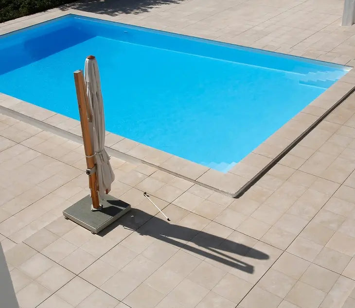 Barlow Tyrie Napoli 4m Cantilever Parasol with Base (Display Model)