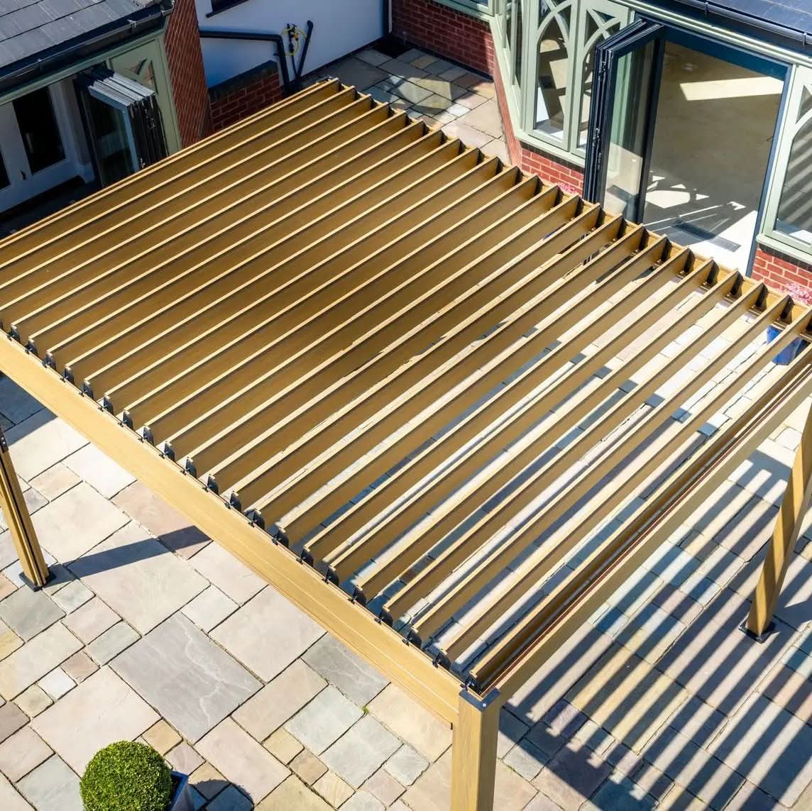 Hartman 4m x 3m Como Pergola in Folie