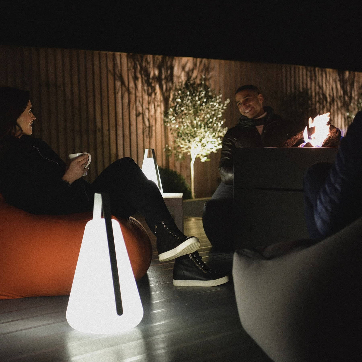 Extreme Lounging B Bulb Garden Lantern (Two Sizes)