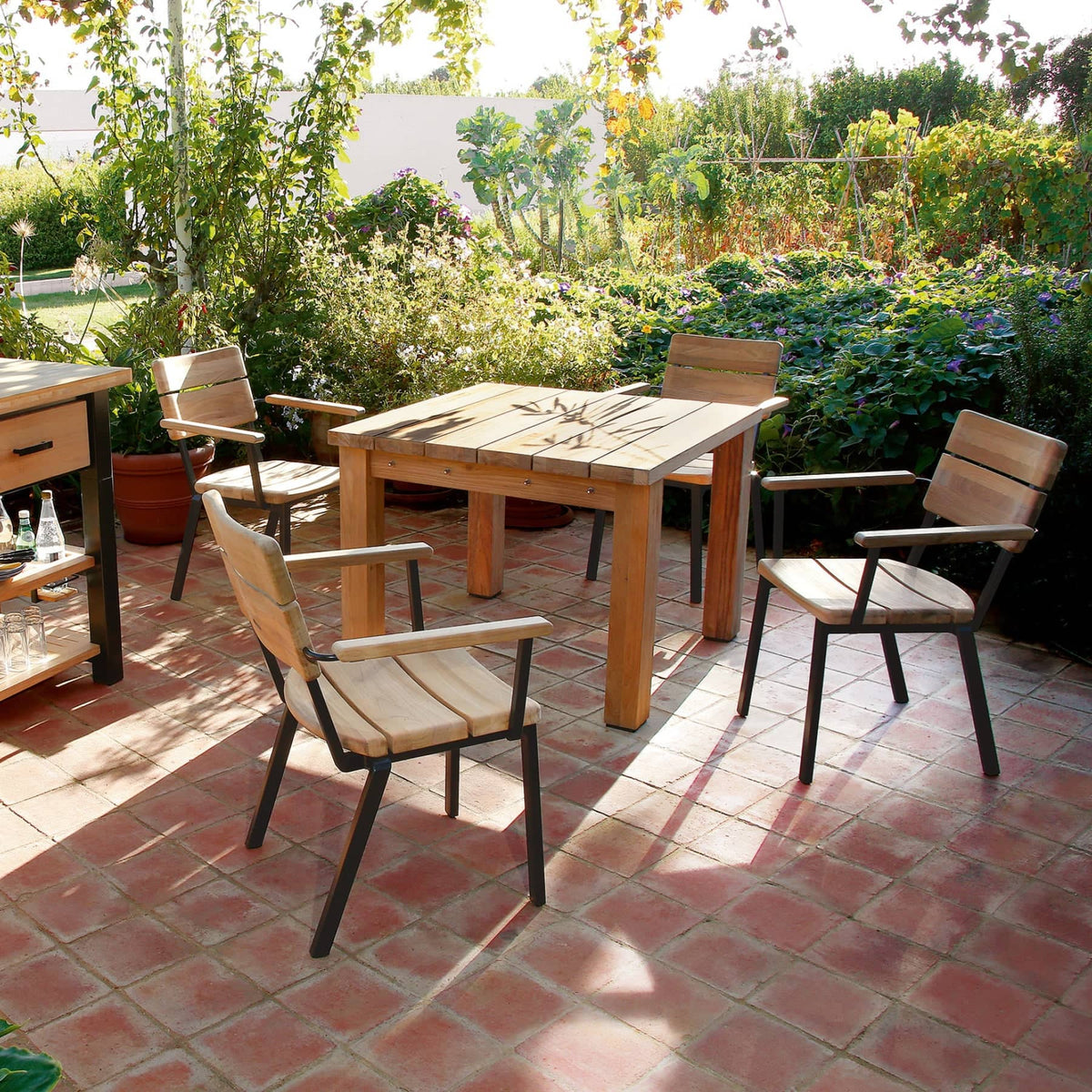 Barlow Tyrie Garden Furniture Barlow Tyrie Titan Stackable Armchair