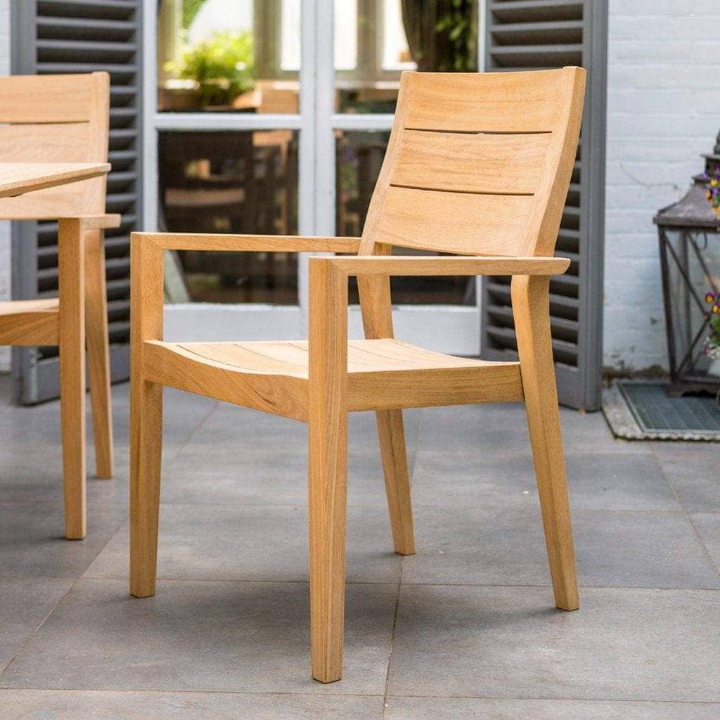 Alexander Rose Garden Furniture Alexander Rose Roble Extending Table and 10 Stackable Garden Chairs