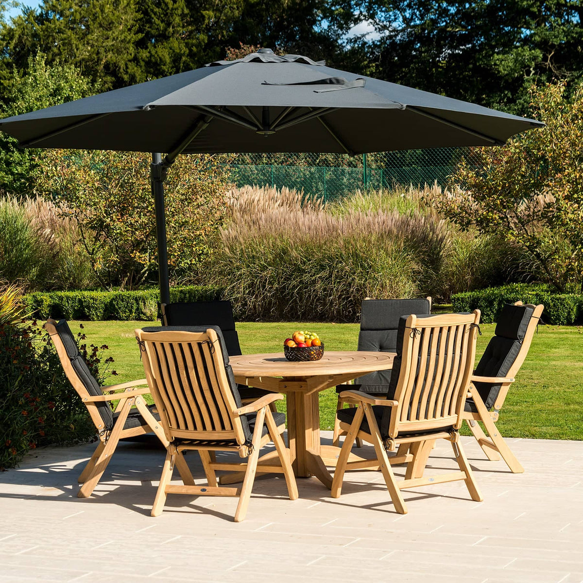 Alexander Rose Roble Bengal Round 6 Seater Set - Folding Recliner Chairs