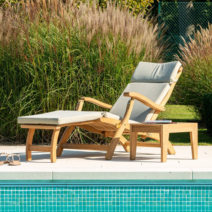 Alexander Rose Roble Steamer Chair with Side Table
