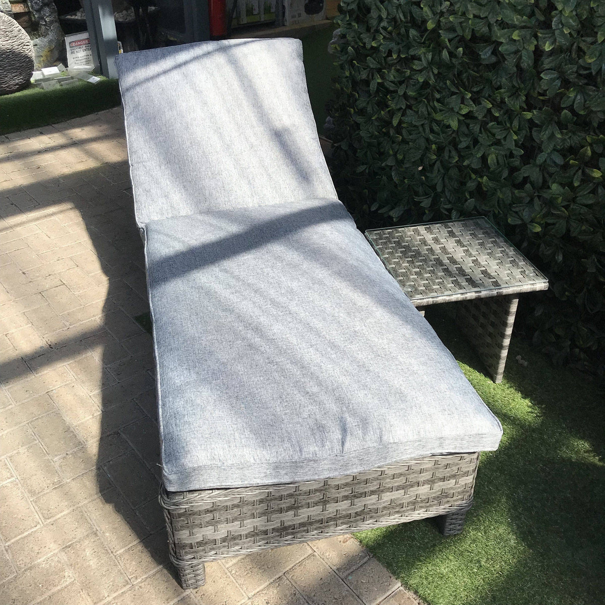 Mercer Garden Furniture Amalfi Sun Lounger Rattan Bed with Side Table